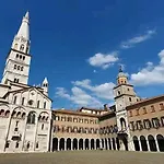 Lambrusco Monolocale Vicino Al Centro Di Universita E Policlinico Апартаменты Модена