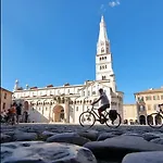 Апартаменты Lambrusco Monolocale Vicino Al Centro Di Universita E Policlinico