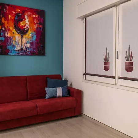 Lambrusco Monolocale Vicino Al Centro Di Universita E Policlinico アパート モデナ