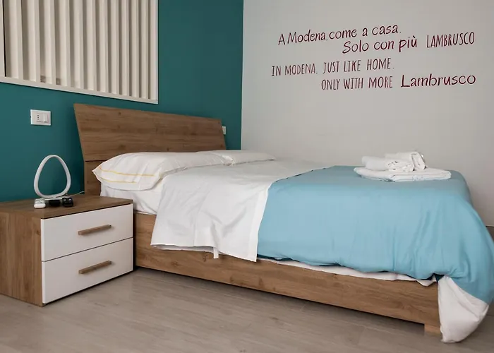 Lambrusco Monolocale Vicino Al Centro Di Universita E Policlinico * 摩德纳