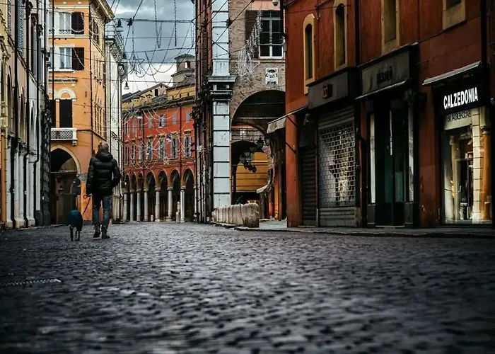 Lambrusco Monolocale Vicino Al Centro Di Universita E Policlinico * 摩德纳